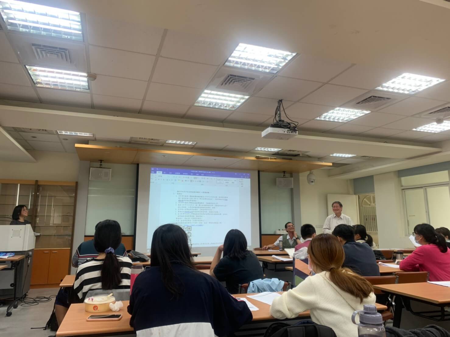 109學年度第二學期期初大會圖片
